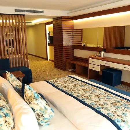 Yol Is Hotel 4*