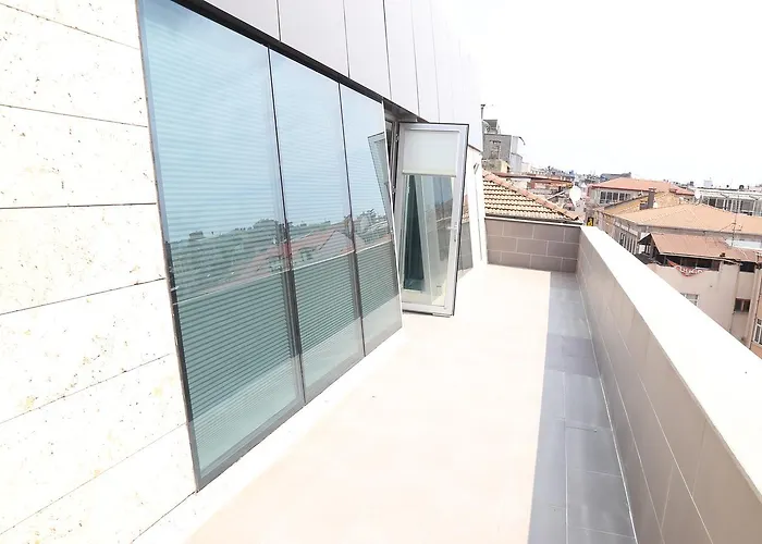 特拉布宗约斯假日酒店 4* 特拉布宗