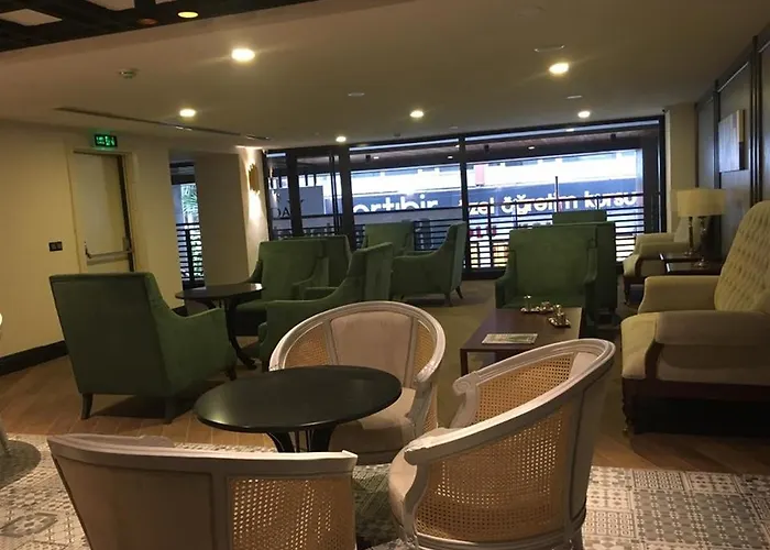 特拉布宗约斯假日酒店 酒店 特拉布宗