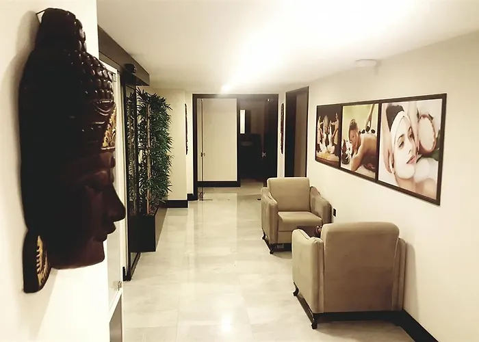 特拉布宗约斯假日酒店 特拉布宗