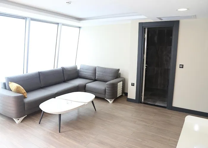 特拉布宗约斯假日酒店 4* 特拉布宗