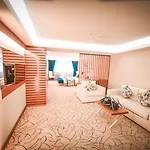 Yol Is Hotell