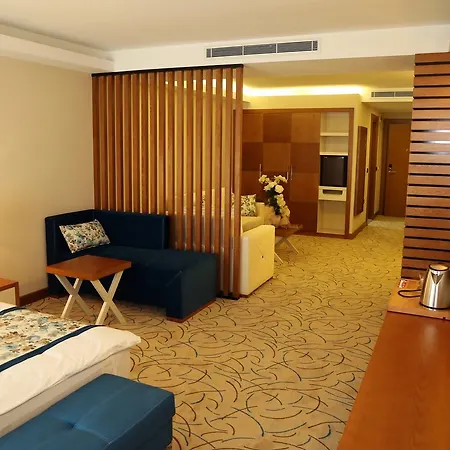 Yol Is Hotel
